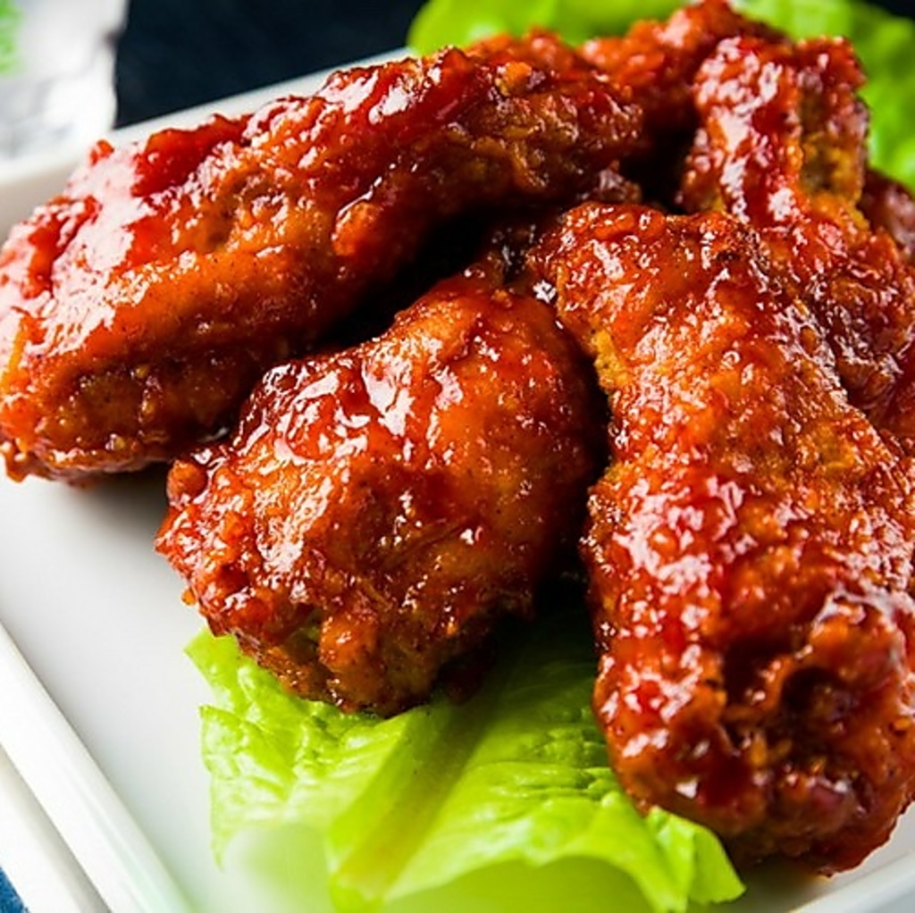 【自家製ヤンニョムチキン】唐揚げに、韓国本場のコチュジャンソースをかけた逸品！おつまみに最適☆