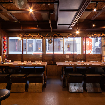 シウマイ横丁 岡山駅前店の雰囲気1