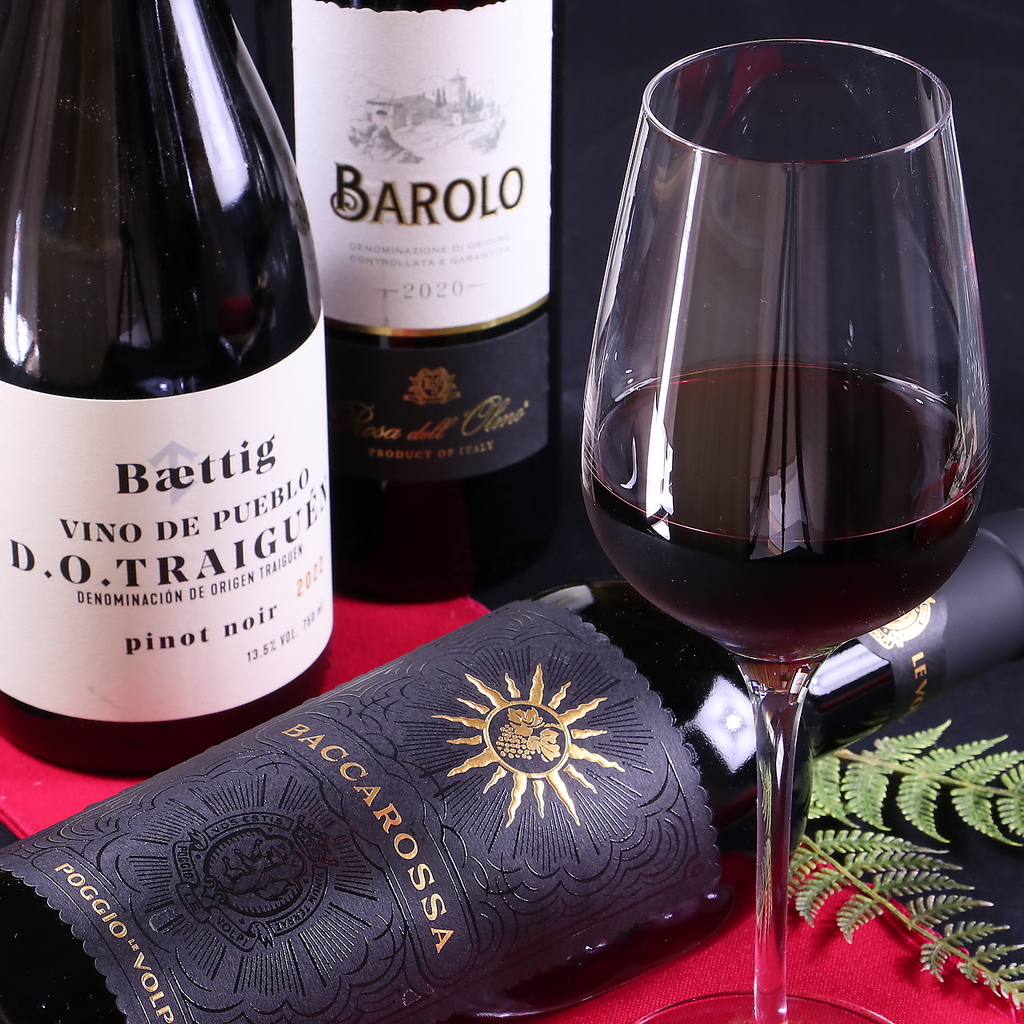 当店は、お肉とよく合うワインを厳選しご用意しております。お好みのワインでお肉をご堪能ください♪