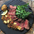 料理メニュー写真 赤身肉ステーキ