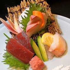 豊洲三点盛り(刺身盛合せ)