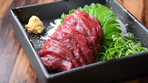 西武新宿駅5分◆九州の魅力がつまった創作九州料理を、モダンな和空間で堪能◆貸切可