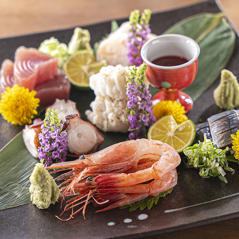 京町屋「あじと」お造りと鯖寿司は必須アイテム♪各種宴会にも対応可能です！