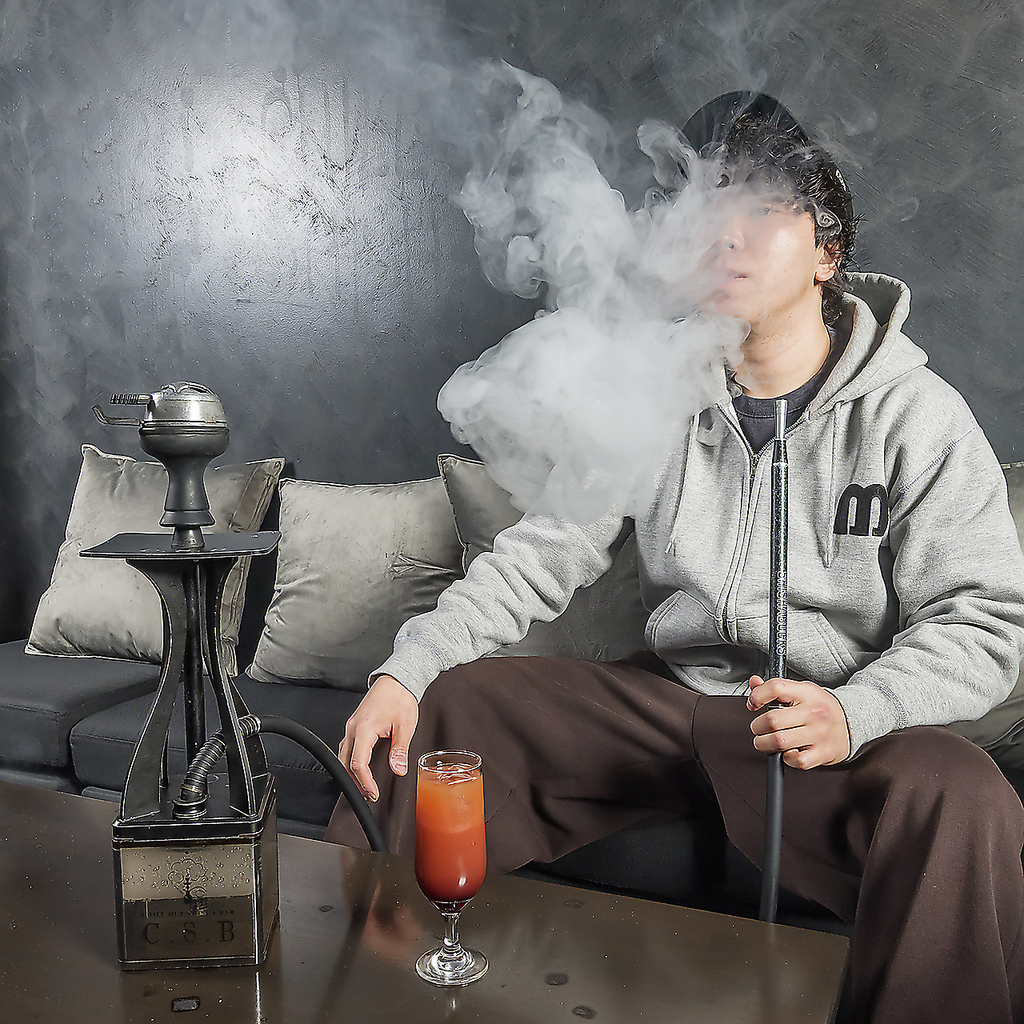 ノンニコチンのシーシャもございます。どなた様でも、お気軽にリラックスタイムをお楽しみください。