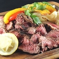 料理メニュー写真 チャックフラップステーキ～赤身牛肉１５０グラム