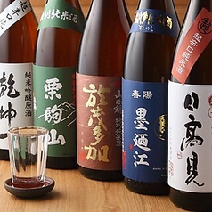 日本酒も豊富！20種類近くの全国の地酒