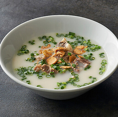 超人的にんにくネギスープ