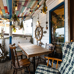 お洒落なテラスも人気のお席！爽やかな風を感じながら美味しいお食事を楽しんで♪