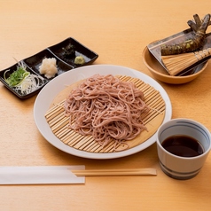 伊豆産沢わさびとこだわり出汁のざる蕎麦