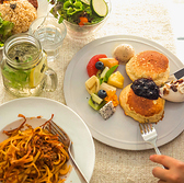 グルテンフリー・五葷抜き対応メニュー有り。旬野菜を使った料理や季節のデザートやドリンクをお楽しみいただけます。