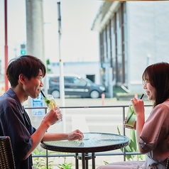 フルーツやハーブの香りが弾ける◎華やかドリンクで乾杯