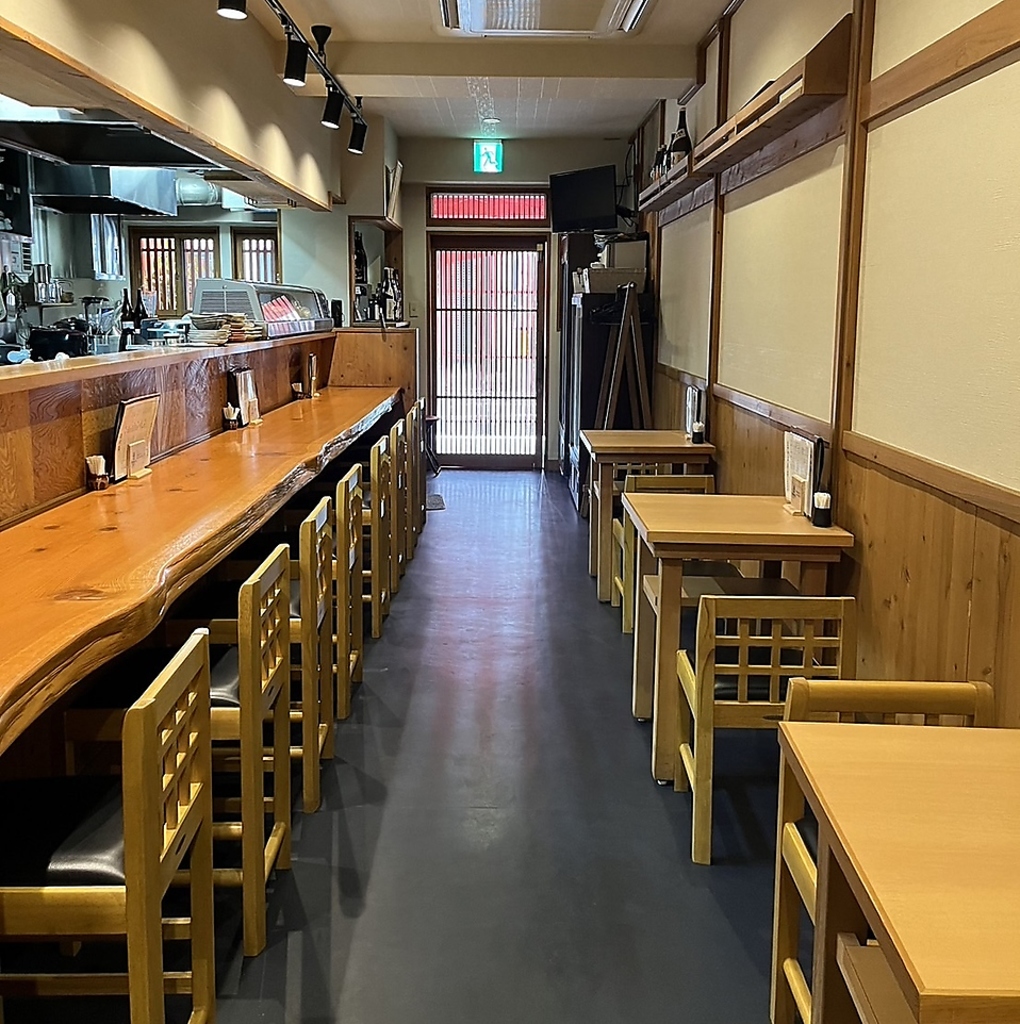 牡蠣と肉のらりくらり広島駅本店の写真ギャラリー