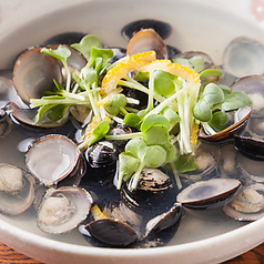 しじみの旨味がぎゅっと詰まった宍道湖産しじみの酒蒸し