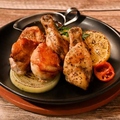 料理メニュー写真&nbsp;広島熟成どり贅沢仕立て～もも肉のグリル＆手羽元コンフィ～