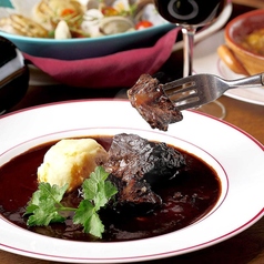 牛肉の赤ワイン煮込み ~ブッフブルギニョン~