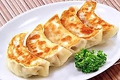 料理メニュー写真 焼き餃子／水餃子／小龍包／春巻／エビシューマイ