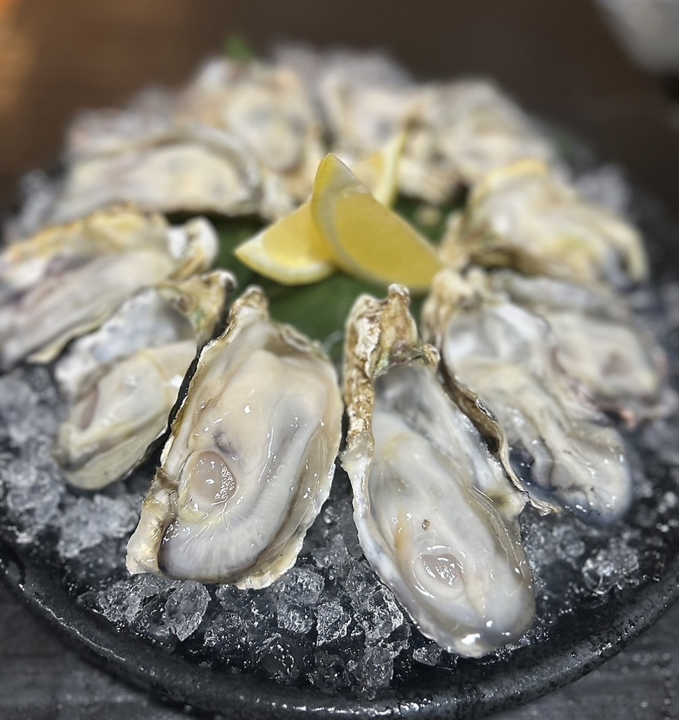 牡蠣と肉のらりくらり広島駅本店の写真ギャラリー