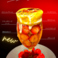 【夜パフェシリーズ第一弾】『イチゴの誘惑～甘い罠～』　2200円　カリッとキャラメリゼしたクレームブリュレと苺ではじまり、苺のソルベ、バニラアイスクリームなど、様々な素材が織りなす味わいや華やかな見た目をお楽しみください。