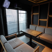 シーシャカフェ & バー FOUR+ フォープラスの雰囲気2