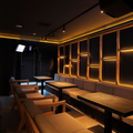 シーシャカフェ & バー FOUR+ フォープラスの雰囲気1