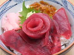 まぐろ丼