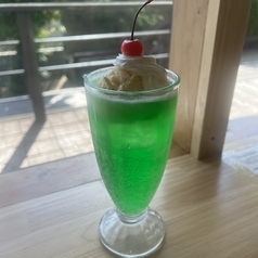 クリームソーダ