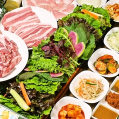 お肉も食べ放題のサンパセット＋2時間飲み放題 | やさい村大地 赤坂田町通り店(韓国料理) | ホットペッパーグルメ