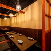 大人数の宴会には、広々としたスペースが欠かせません。当店では、ゆったりとした席で、みんなでワイワイ楽しむことができます。お料理はもちろん、飲み放題プランも充実しており、宴会が盛り上がること間違いなしです。大切な集まりにぜひご利用ください。ご予約はお早めに。