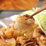 プルプルホルモンはたれ、味噌から ！噛めば噛むほどに旨みがあふれ、お酒との相性抜群です◎