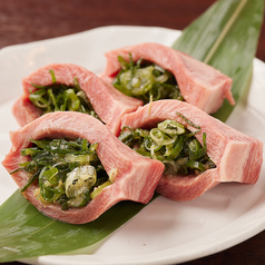 YAKINIKUEN 忍鬨 焼肉園にんぐ 大阪梅田店の特集写真