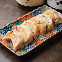 自慢の手作り鶏餃子