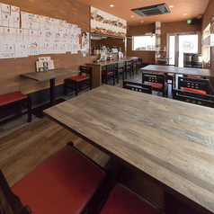 15名様から26名様までの貸切が可能です。アットホームで落ち着いた雰囲気の空間で、大切な仲間と特別な時間をお過ごしください◎結婚式の二次会や同窓会など、思い出に残るパーティーを演出いたしますのでぜひご利用ください。