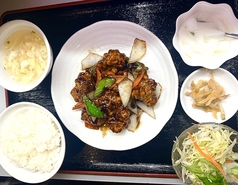 豊富な日替わりランチの種類