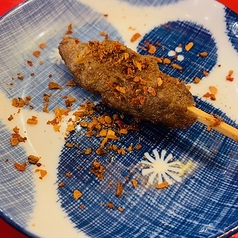 病みつきラム串1本