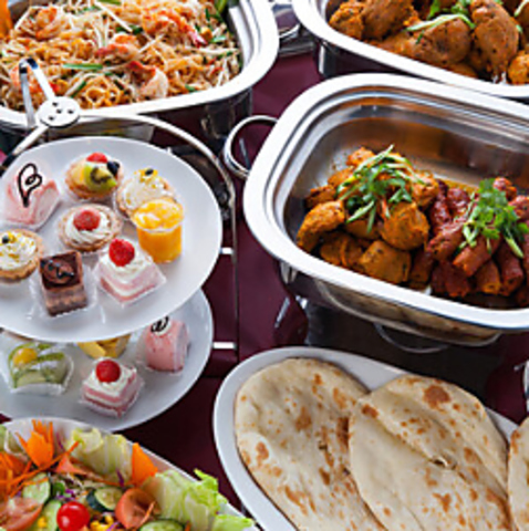 Asian Dining & Bar SAPANA Tpi 蒬X