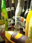 日本全国の地酒・本格焼酎・果実酒…店主こだわりのお酒。中には希少なものも。