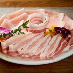 最高級ブランド豚金アグーの写真