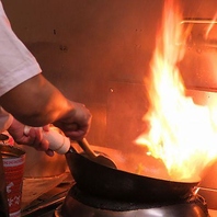 異国情緒が溢れる本場中国を再現した空間