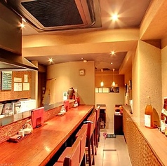 鉄鍋ぎょうざとお酒のお店 杏っ子の雰囲気3