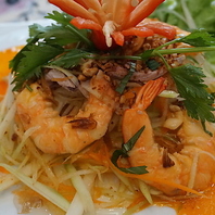 色彩豊かでヘルシーなベトナム料理にやみつき♪