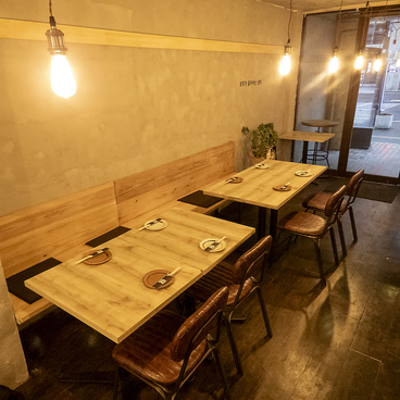 昼オゼンto夜サカバ 肉酒場のわ 丸の内店の雰囲気1