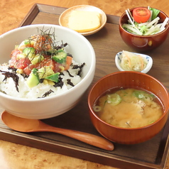和なポキ丼定食
