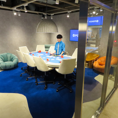 【ポーカー個室】1名様～9名様でご利用いただけるポーカー個室です◎軽食やドリンクなども充実しており、みなさまに快適なポーカー体験をお届けします！