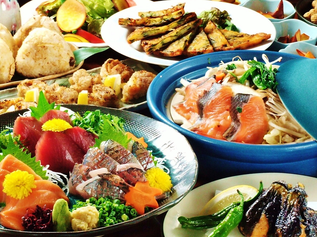 【宴会コース】2H飲み放題付き3500円は全9品でご提供！プラス500円プレミアム飲み放題も可能♪