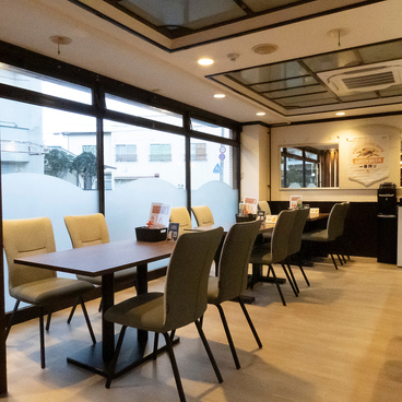 いちやす亭の雰囲気1