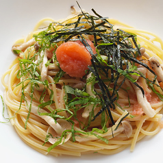 北海道産たらことしめじ　大葉の和風パスタ