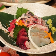 産地直送の鮮魚の御造りは必食!