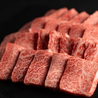 絶品すき焼きやしゃぶしゃぶ、限定もつ鍋で和牛を堪能