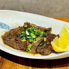 牛顎肉の炙り焼き