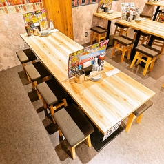 居心地のいいテーブル席☆今日も賑わってますよ！東武宇都宮駅で居酒屋をお探しでしたら、とりいちず 宇都宮オリオン通り店にご来店ください◎～大衆とり酒場 とりいちず 宇都宮オリオン通り店～　※画像はイメージです。